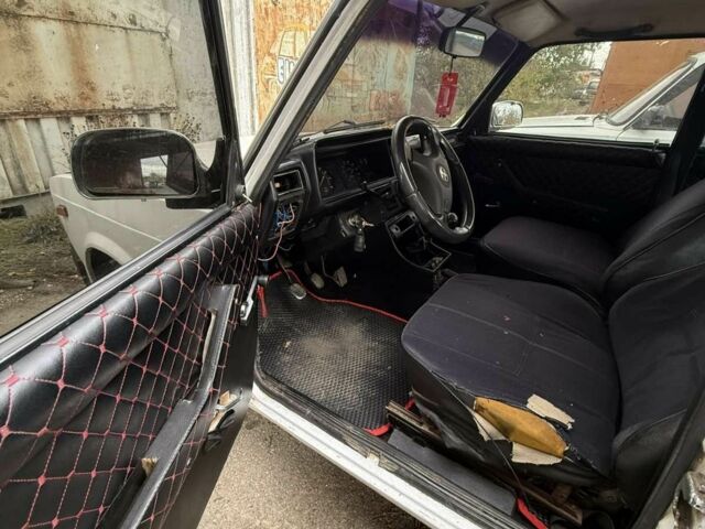Білий ВАЗ 2107, об'ємом двигуна 0 л та пробігом 200 тис. км за 600 $, фото 5 на Automoto.ua