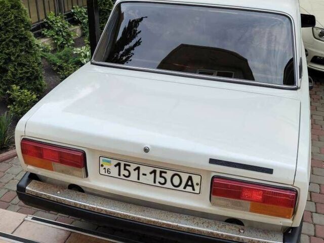 Белый ВАЗ 2107, объемом двигателя 1.5 л и пробегом 1 тыс. км за 950 $, фото 5 на Automoto.ua