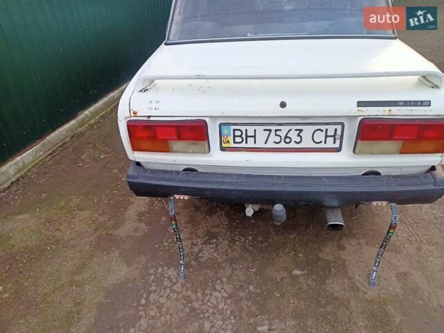 Белый ВАЗ 2107, объемом двигателя 1.7 л и пробегом 140 тыс. км за 1200 $, фото 3 на Automoto.ua
