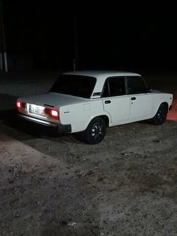 Белый ВАЗ 2107, объемом двигателя 1.3 л и пробегом 84 тыс. км за 950 $, фото 6 на Automoto.ua