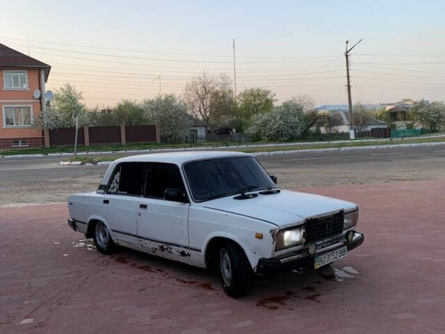 Белый ВАЗ 2107, объемом двигателя 1.5 л и пробегом 3 тыс. км за 14000 $, фото 2 на Automoto.ua
