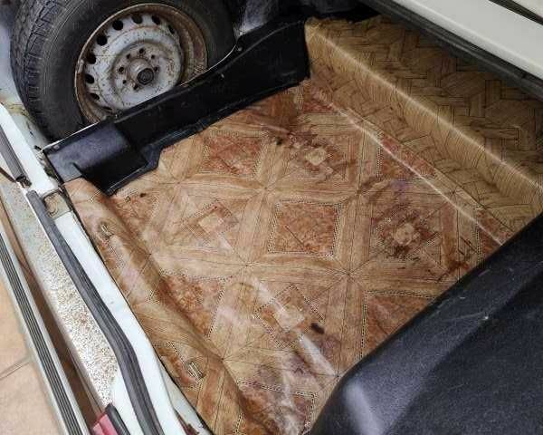 Белый ВАЗ 2107, объемом двигателя 1.5 л и пробегом 1 тыс. км за 950 $, фото 9 на Automoto.ua