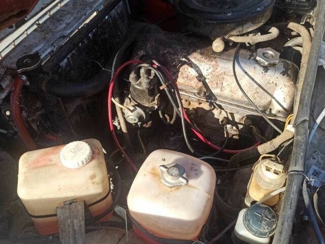 Белый ВАЗ 2107, объемом двигателя 1.5 л и пробегом 70 тыс. км за 420 $, фото 2 на Automoto.ua