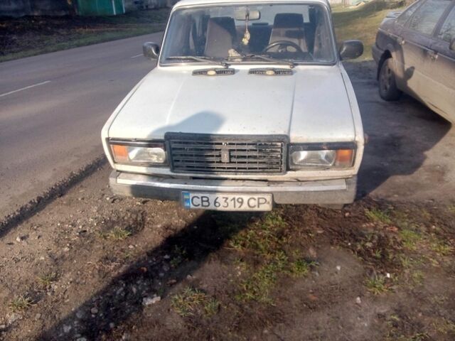 Білий ВАЗ 2107, об'ємом двигуна 1 л та пробігом 72 тис. км за 639 $, фото 4 на Automoto.ua