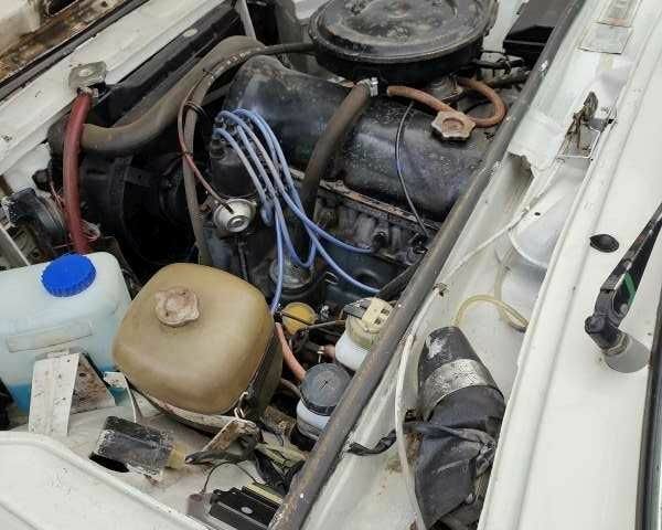 Белый ВАЗ 2107, объемом двигателя 1.5 л и пробегом 1 тыс. км за 950 $, фото 6 на Automoto.ua