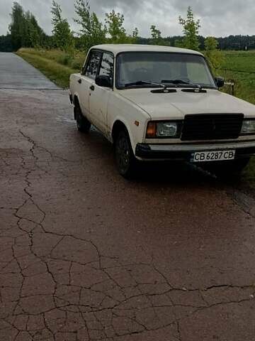 Белый ВАЗ 2107, объемом двигателя 1.3 л и пробегом 84 тыс. км за 950 $, фото 9 на Automoto.ua