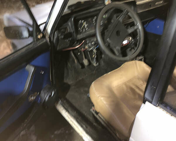 Белый ВАЗ 2107, объемом двигателя 1.3 л и пробегом 70 тыс. км за 240 $, фото 18 на Automoto.ua