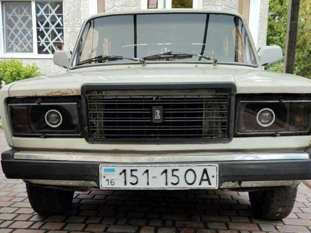 Белый ВАЗ 2107, объемом двигателя 1.5 л и пробегом 1 тыс. км за 950 $, фото 4 на Automoto.ua