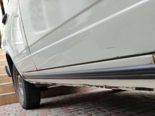 Белый ВАЗ 2107, объемом двигателя 1.5 л и пробегом 1 тыс. км за 950 $, фото 3 на Automoto.ua