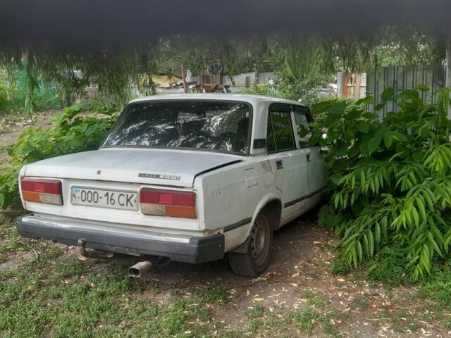 Белый ВАЗ 2107, объемом двигателя 1.6 л и пробегом 59 тыс. км за 411 $, фото 1 на Automoto.ua