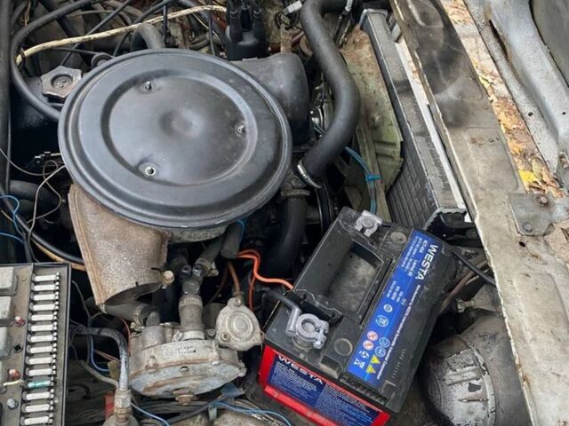 Белый ВАЗ 2107, объемом двигателя 1.5 л и пробегом 355 тыс. км за 35000 $, фото 6 на Automoto.ua