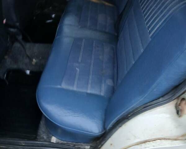 Белый ВАЗ 2107, объемом двигателя 1.7 л и пробегом 38 тыс. км за 700 $, фото 9 на Automoto.ua