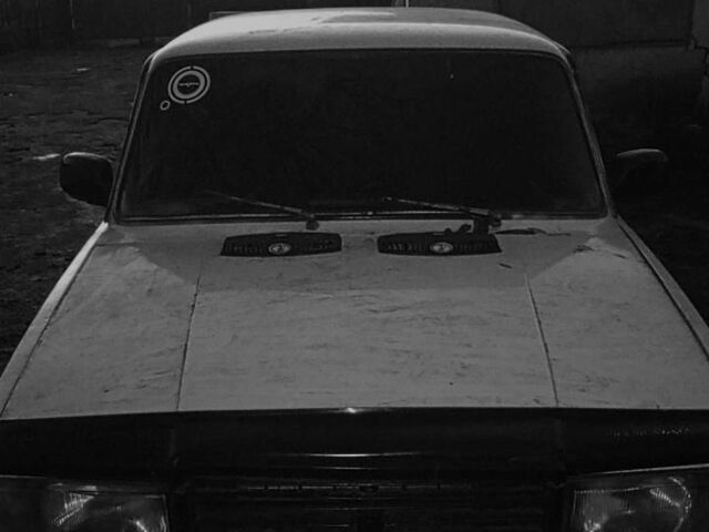 Білий ВАЗ 2107, об'ємом двигуна 3 л та пробігом 540 тис. км за 640 $, фото 4 на Automoto.ua