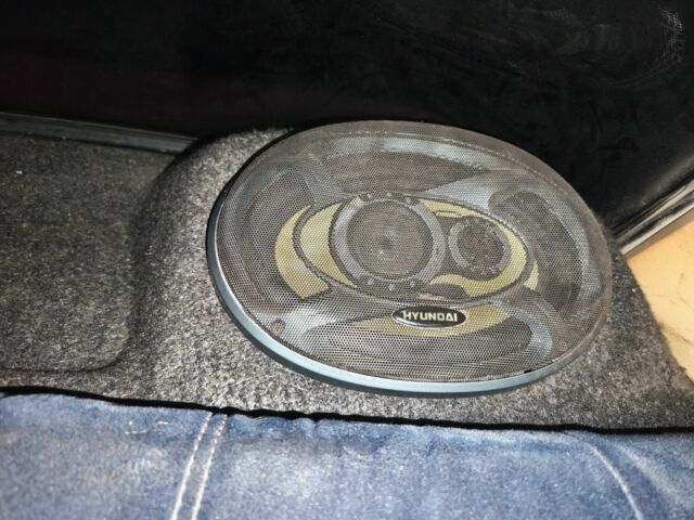 Белый ВАЗ 2107, объемом двигателя 1.5 л и пробегом 50 тыс. км за 355 $, фото 10 на Automoto.ua