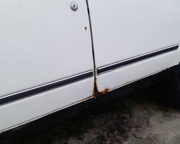 Белый ВАЗ 2107, объемом двигателя 1.45 л и пробегом 30 тыс. км за 1350 $, фото 16 на Automoto.ua