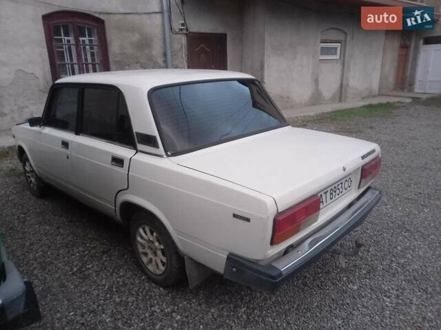 Белый ВАЗ 2107, объемом двигателя 1.5 л и пробегом 95 тыс. км за 1500 $, фото 3 на Automoto.ua