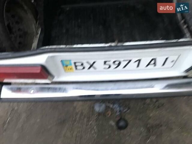 Белый ВАЗ 2107, объемом двигателя 1.5 л и пробегом 300 тыс. км за 814 $, фото 2 на Automoto.ua