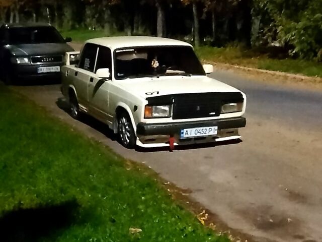 Белый ВАЗ 2107, объемом двигателя 1.6 л и пробегом 0 тыс. км за 1500 $, фото 3 на Automoto.ua