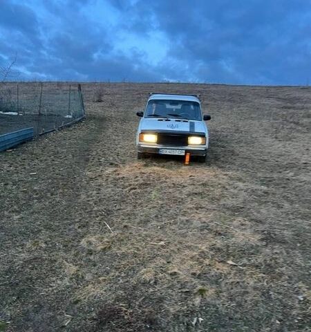 Білий ВАЗ 2107, об'ємом двигуна 1.45 л та пробігом 88 тис. км за 1200 $, фото 12 на Automoto.ua