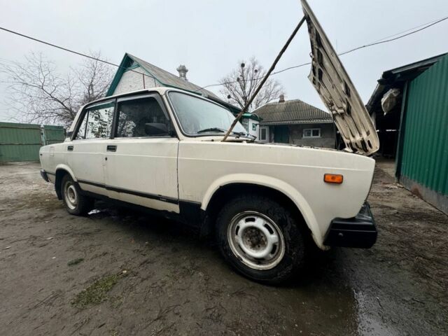 Білий ВАЗ 2107, об'ємом двигуна 0 л та пробігом 10 тис. км за 500 $, фото 2 на Automoto.ua