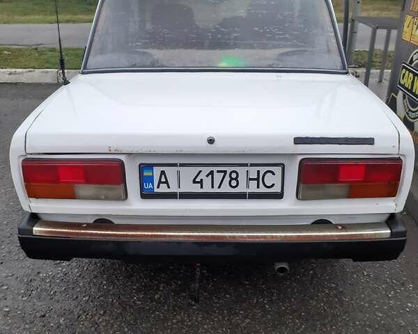 Белый ВАЗ 2107, объемом двигателя 1.45 л и пробегом 30 тыс. км за 1350 $, фото 1 на Automoto.ua