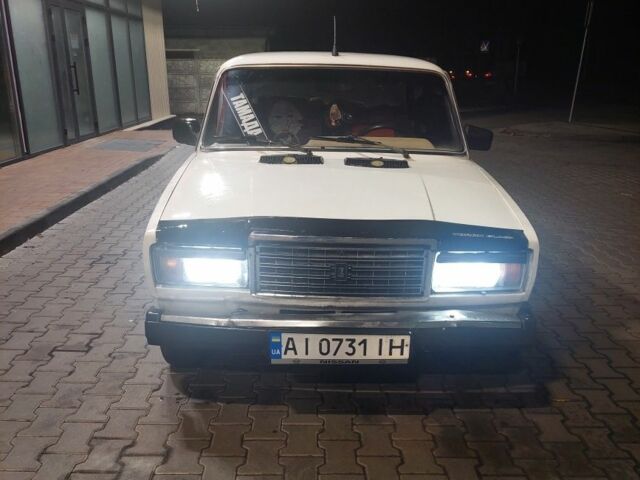 Белый ВАЗ 2107, объемом двигателя 1.5 л и пробегом 100 тыс. км за 427 $, фото 10 на Automoto.ua