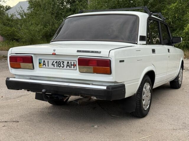 Белый ВАЗ 2107, объемом двигателя 1.5 л и пробегом 1 тыс. км за 870 $, фото 4 на Automoto.ua