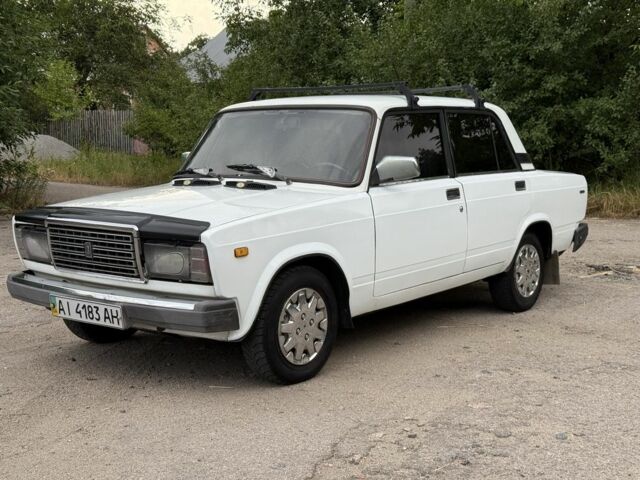Белый ВАЗ 2107, объемом двигателя 1.5 л и пробегом 1 тыс. км за 870 $, фото 7 на Automoto.ua