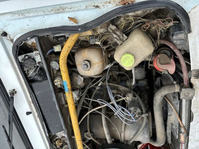 Белый ВАЗ 2107, объемом двигателя 1.6 л и пробегом 200 тыс. км за 699 $, фото 14 на Automoto.ua