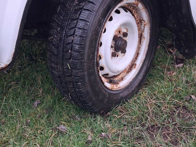 Білий ВАЗ 2107, об'ємом двигуна 1.5 л та пробігом 23 тис. км за 600 $, фото 7 на Automoto.ua