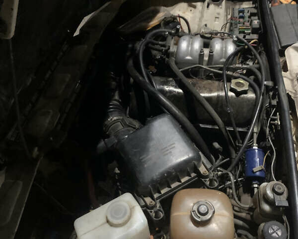 Белый ВАЗ 2107, объемом двигателя 1.7 л и пробегом 111 тыс. км за 900 $, фото 4 на Automoto.ua