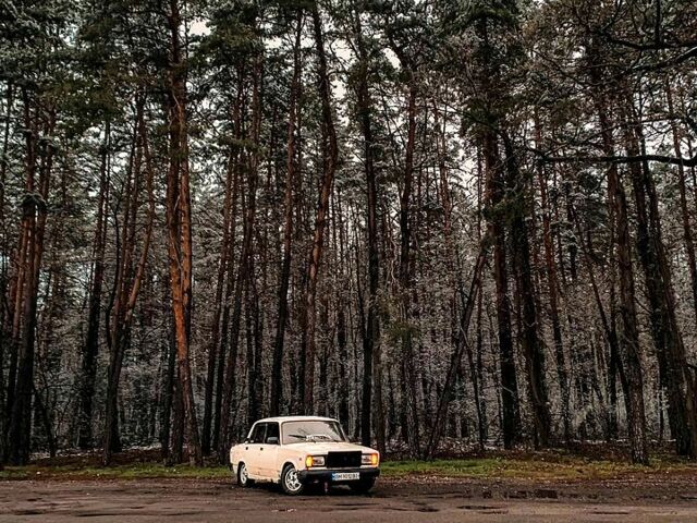 Білий ВАЗ 2107, об'ємом двигуна 1.5 л та пробігом 120 тис. км за 900 $, фото 1 на Automoto.ua