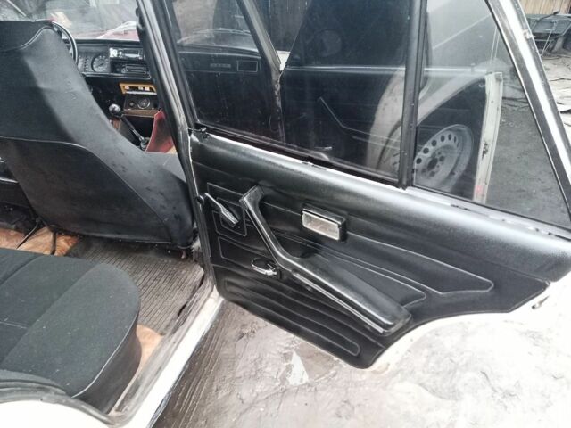 Білий ВАЗ 2107, об'ємом двигуна 0 л та пробігом 95 тис. км за 946 $, фото 11 на Automoto.ua