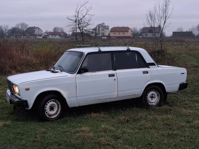 Білий ВАЗ 2107, об'ємом двигуна 1.5 л та пробігом 23 тис. км за 600 $, фото 1 на Automoto.ua