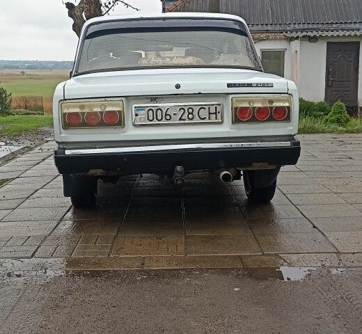 Белый ВАЗ 2107, объемом двигателя 0 л и пробегом 200 тыс. км за 840 $, фото 1 на Automoto.ua