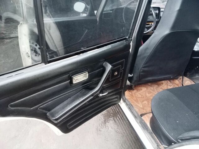 Білий ВАЗ 2107, об'ємом двигуна 0 л та пробігом 95 тис. км за 946 $, фото 15 на Automoto.ua