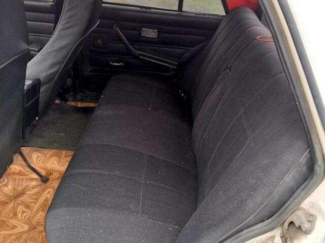 Білий ВАЗ 2107, об'ємом двигуна 0 л та пробігом 95 тис. км за 946 $, фото 7 на Automoto.ua