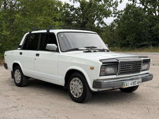 Белый ВАЗ 2107, объемом двигателя 1.5 л и пробегом 1 тыс. км за 870 $, фото 3 на Automoto.ua