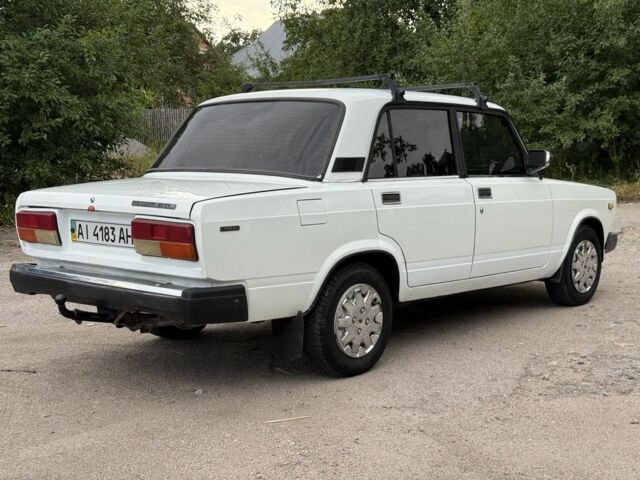 Белый ВАЗ 2107, объемом двигателя 1.5 л и пробегом 1 тыс. км за 870 $, фото 5 на Automoto.ua