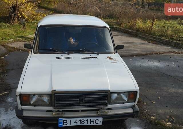 ВАЗ 2107 1996 в Кременчуге на Automoto.ua Белый ВАЗ 2107, объемом двигателя 1.57 л и пробегом 118 тыс. км за 1000 $, фото 1 на Automoto.ua