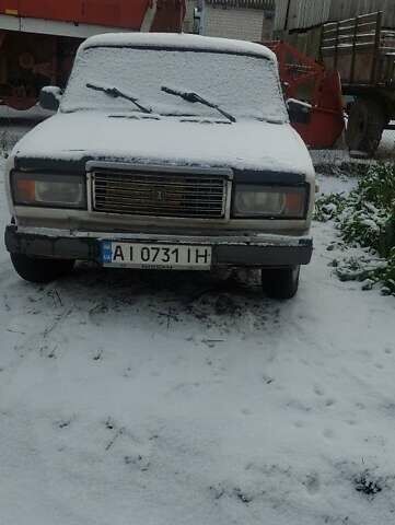 Белый ВАЗ 2107, объемом двигателя 1.5 л и пробегом 100 тыс. км за 427 $, фото 1 на Automoto.ua