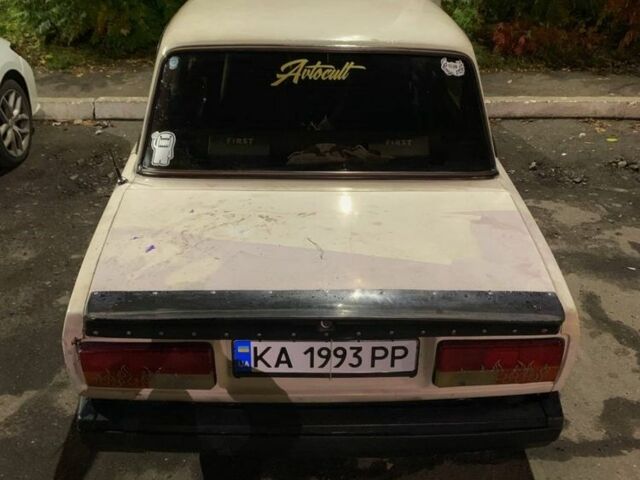 Білий ВАЗ 2107, об'ємом двигуна 1.5 л та пробігом 56 тис. км за 1100 $, фото 6 на Automoto.ua