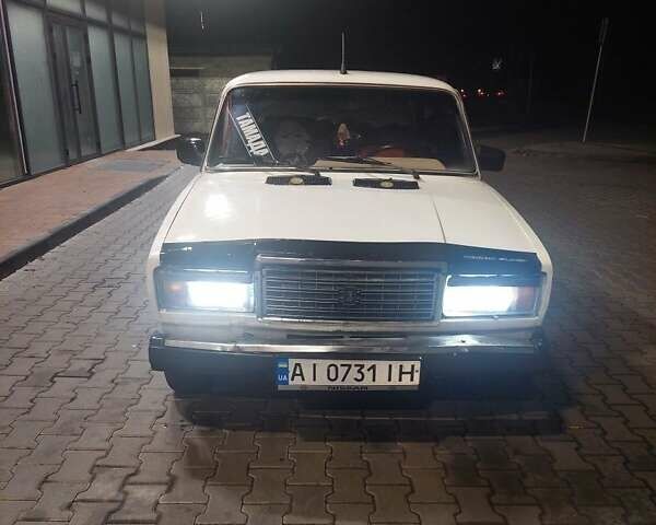 Белый ВАЗ 2107, объемом двигателя 1.5 л и пробегом 100 тыс. км за 427 $, фото 9 на Automoto.ua