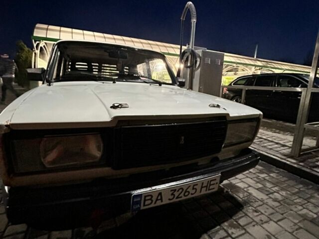 Белый ВАЗ 2107, объемом двигателя 1.7 л и пробегом 150 тыс. км за 2400 $, фото 9 на Automoto.ua
