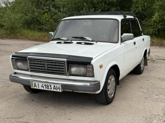 Белый ВАЗ 2107, объемом двигателя 1.5 л и пробегом 1 тыс. км за 870 $, фото 6 на Automoto.ua