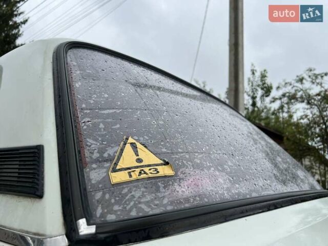 Білий ВАЗ 2107, об'ємом двигуна 1.5 л та пробігом 210 тис. км за 700 $, фото 11 на Automoto.ua