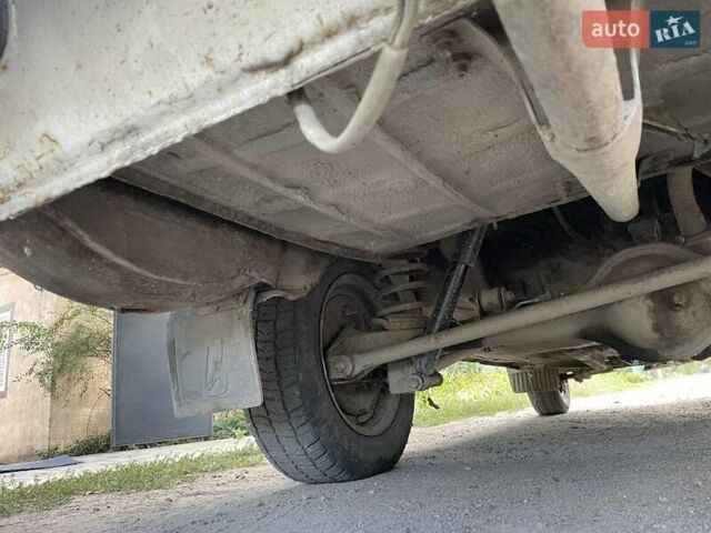Белый ВАЗ 2107, объемом двигателя 1.5 л и пробегом 150 тыс. км за 700 $, фото 6 на Automoto.ua