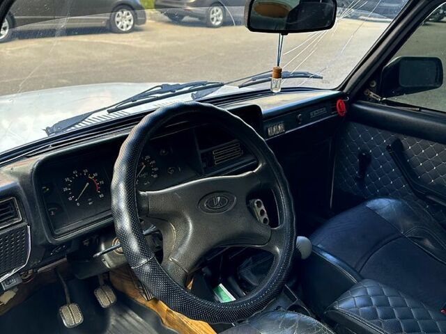 Білий ВАЗ 2107, об'ємом двигуна 1.5 л та пробігом 256 тис. км за 700 $, фото 4 на Automoto.ua