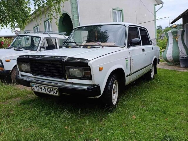 Білий ВАЗ 2107, об'ємом двигуна 1.5 л та пробігом 110 тис. км за 550 $, фото 2 на Automoto.ua