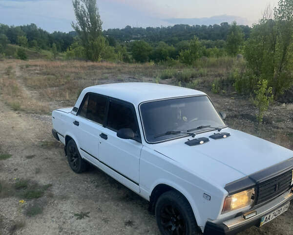Білий ВАЗ 2107, об'ємом двигуна 1.5 л та пробігом 60 тис. км за 1100 $, фото 3 на Automoto.ua
